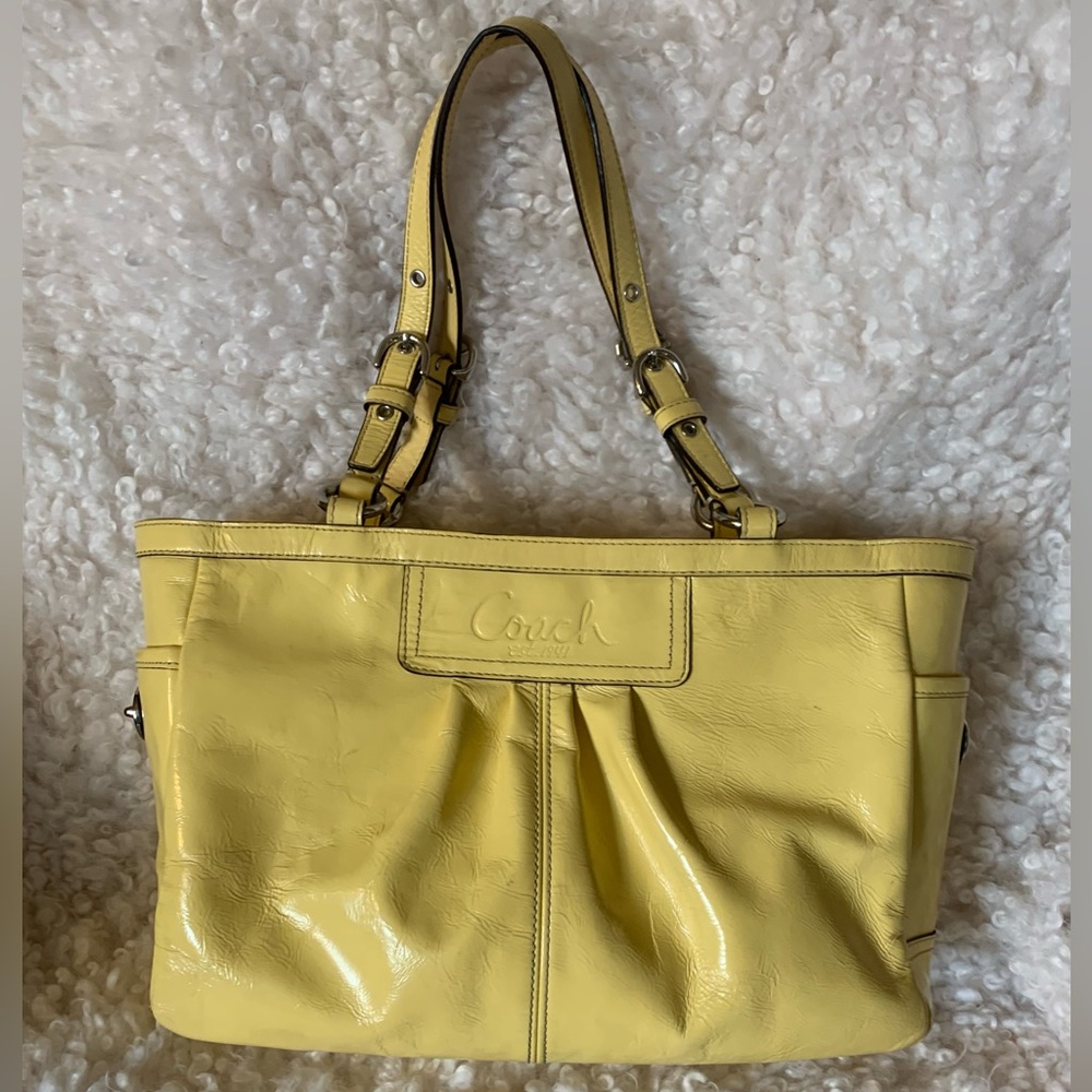 “COACH” Vintage Sunny Yellow Purse